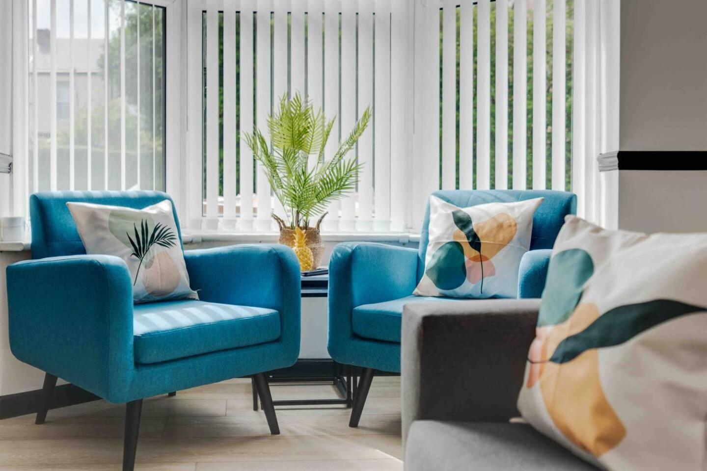 Вилла 3-Bed Scouse House Near Anfield & Goodison Ливерпуль Экстерьер фото